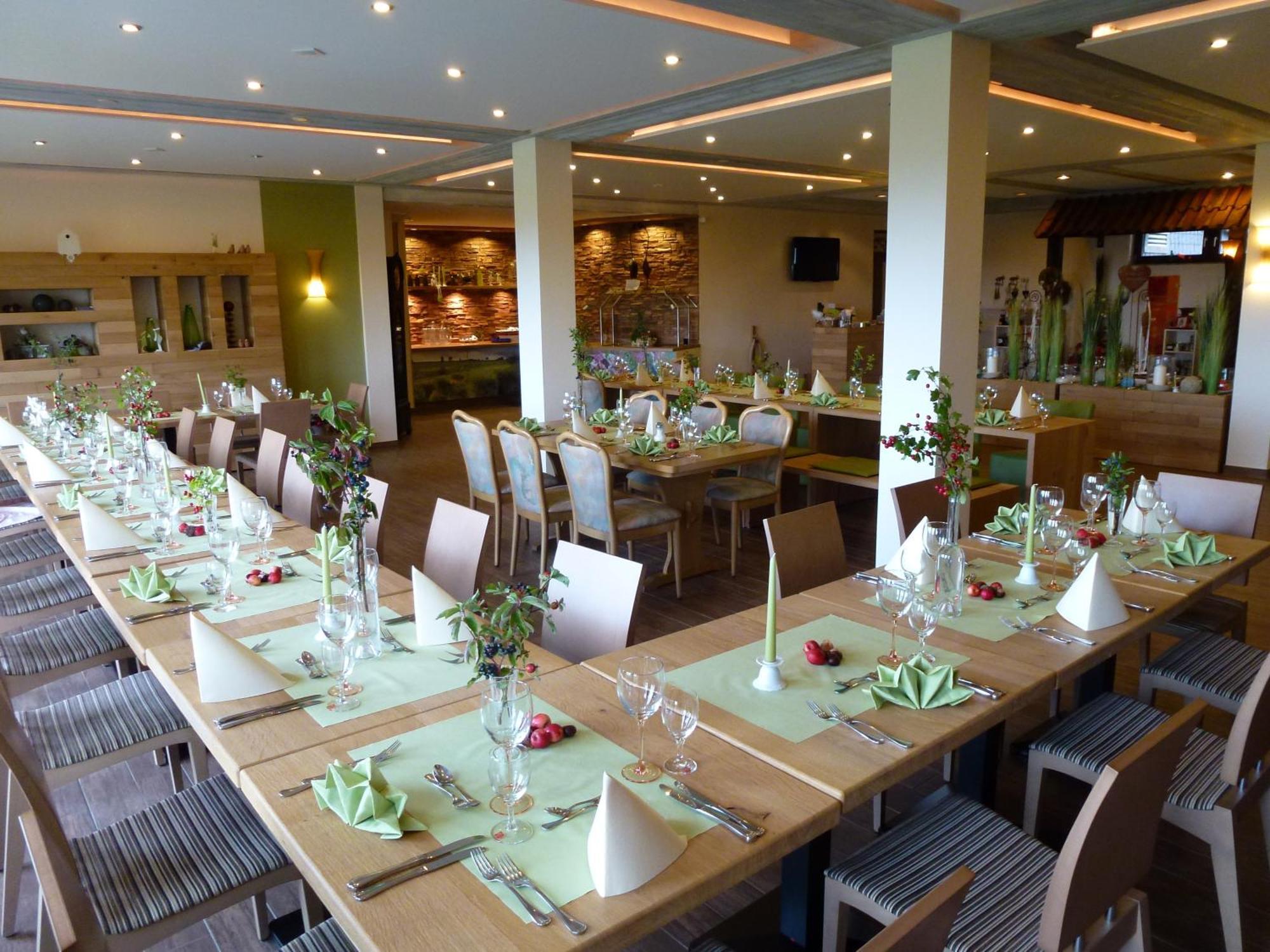 ולאדונגן Berggasthof & Hotel Sennhuette מראה חיצוני תמונה